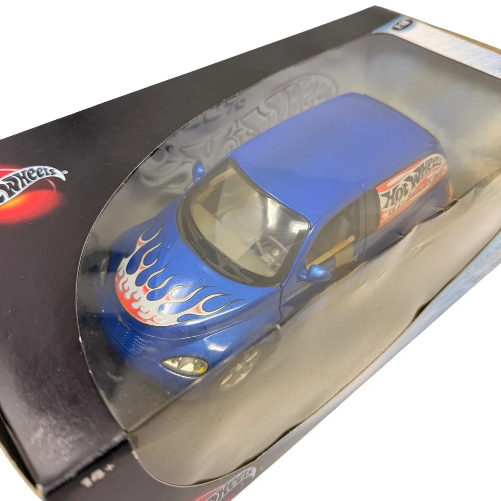 Hot Wheels‎ Chrysler Panel Cruiser 1:18 Diecast Blue Good Flame Graphics 29616